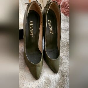 Ganni Green Heels with Minimalist Elegance 4 Inch Heel.